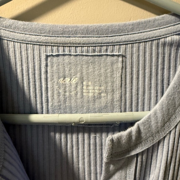 Aerie Fireside Long Sleeve Henley T-Shirt Small - Picture 5 of 7